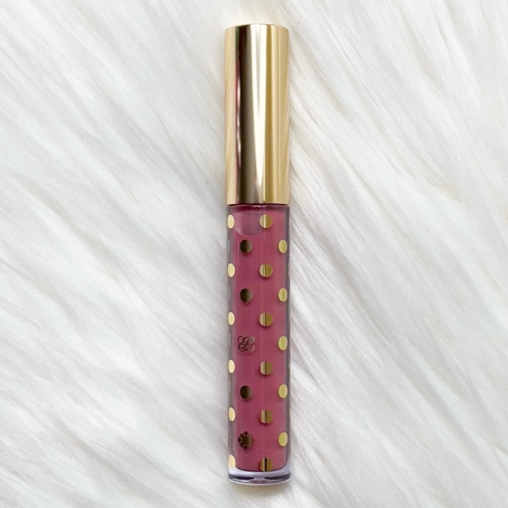 Estée Lauder Lip Gloss “Make Me Smile”